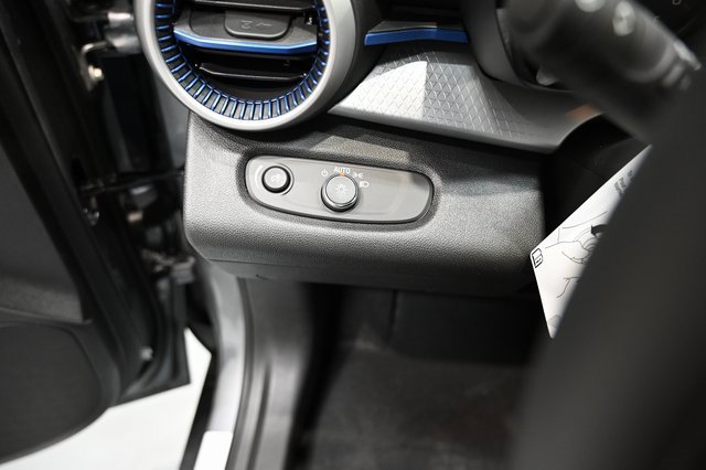 New 2026 Chevrolet Trax LS image 25