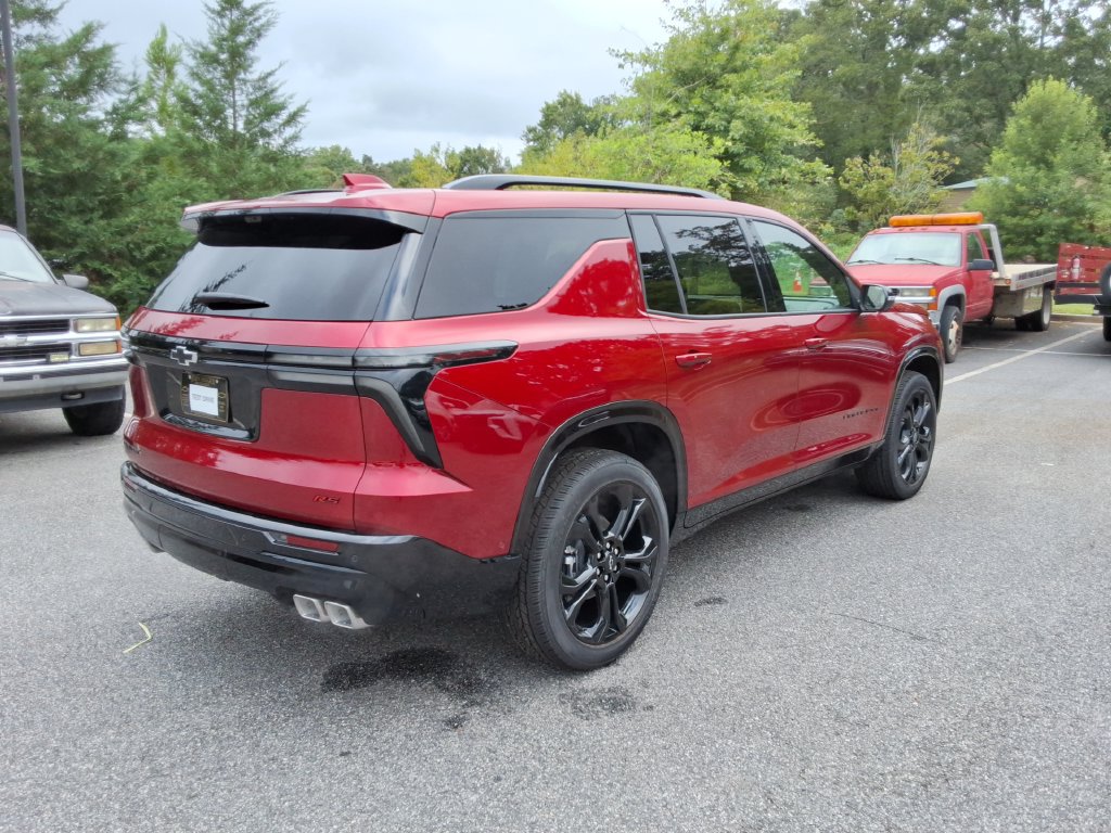 New 2027 Chevrolet Traverse RS FWD image 5