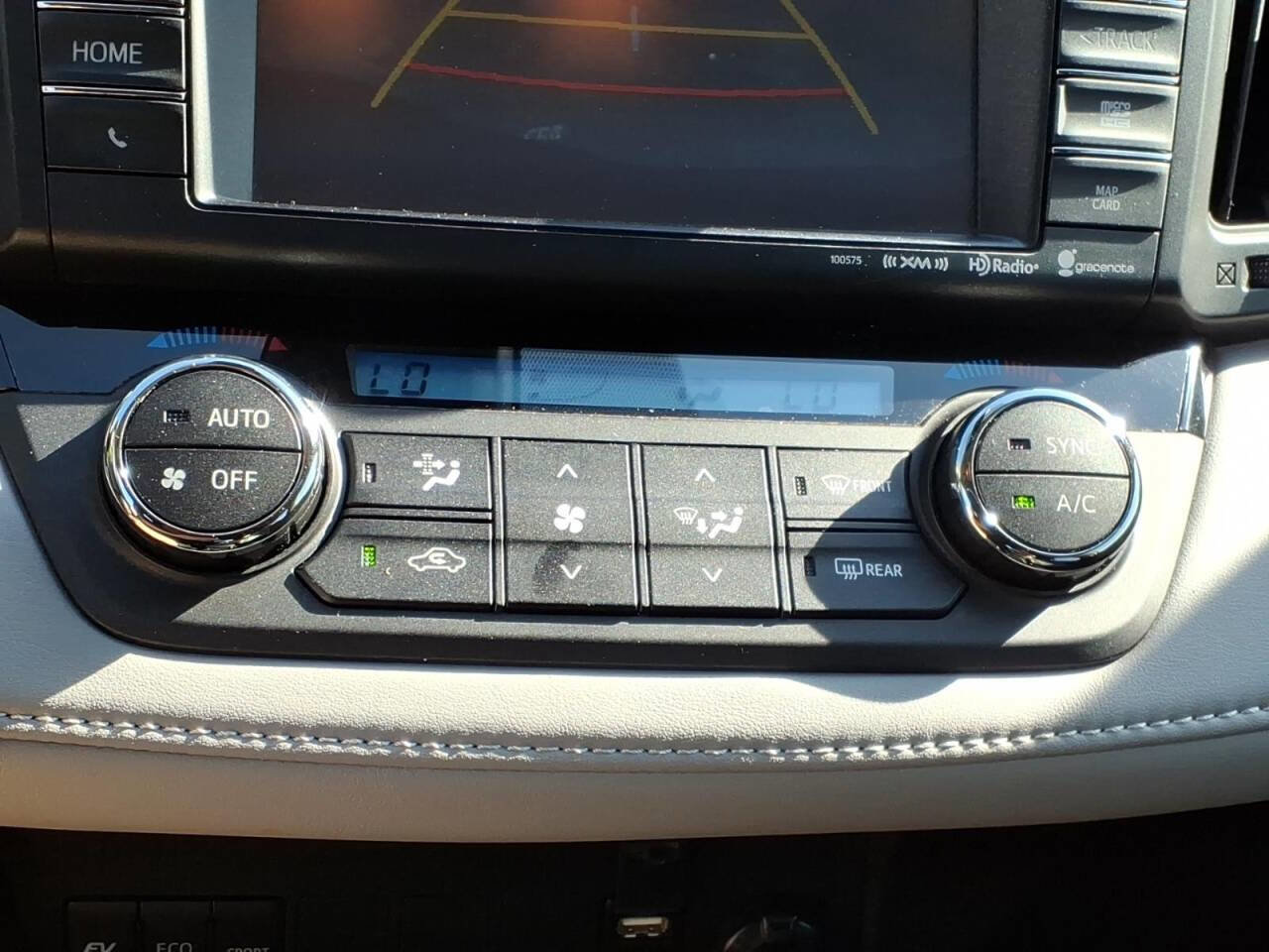 Used 2016 Toyota RAV4 XLE w/ Convenience Package AWD/4WD image 21