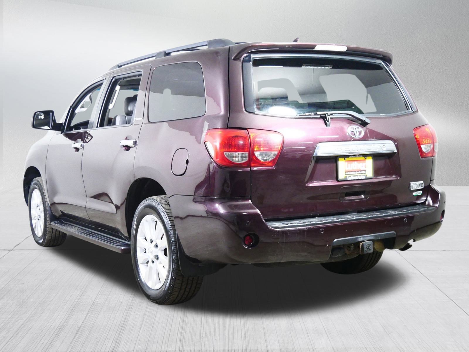Used 2012 Toyota Sequoia Platinum image 5