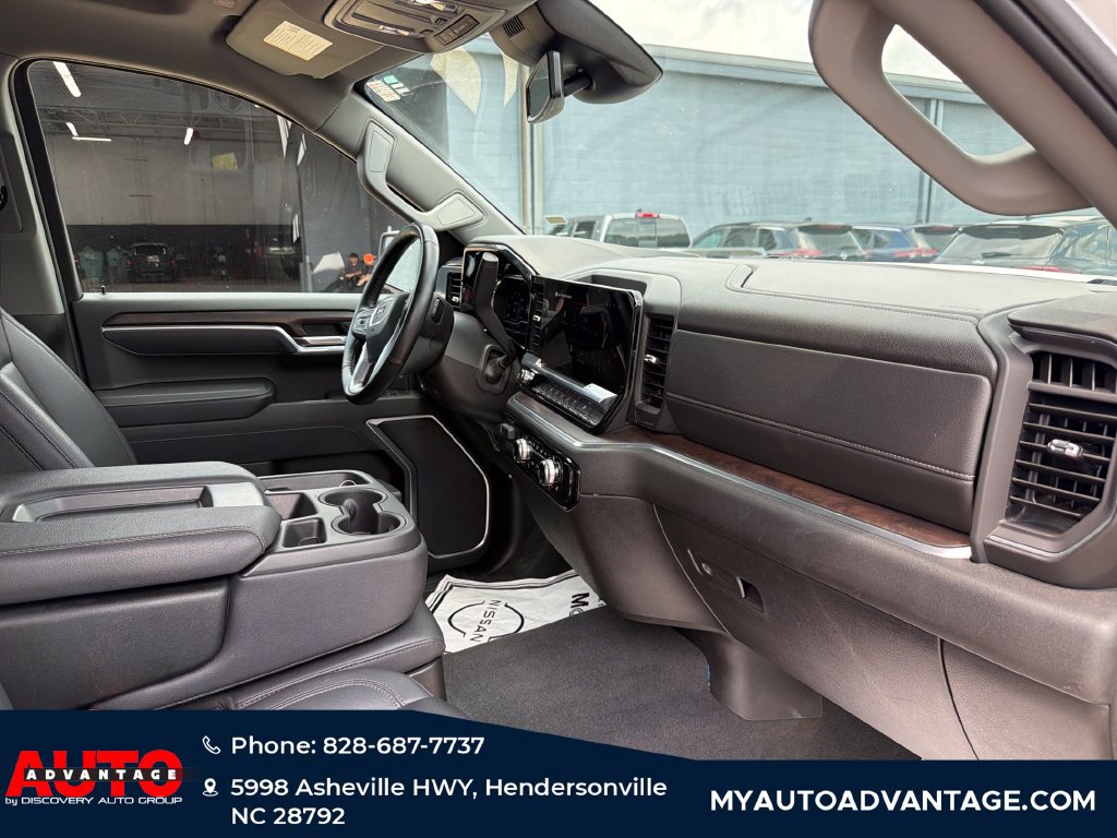 Used 2025 GMC Sierra 1500 SLT AWD/4WD image 36