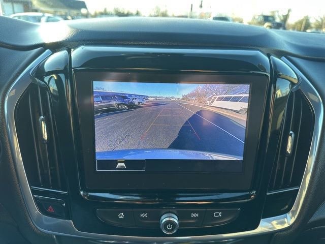 Used 2023 Chevrolet Traverse LT image 20
