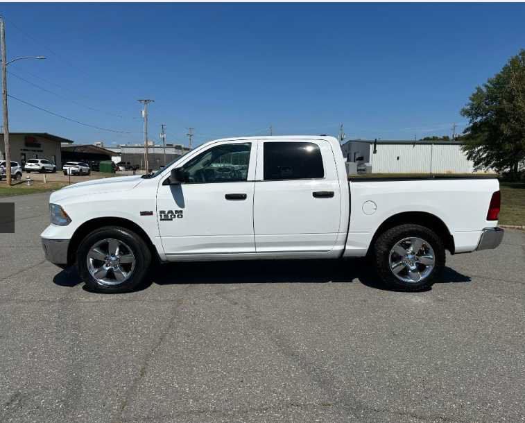 Used 2019 RAM 1500 Tradesman w/ Tradesman SXT Package AWD/4WD image 3