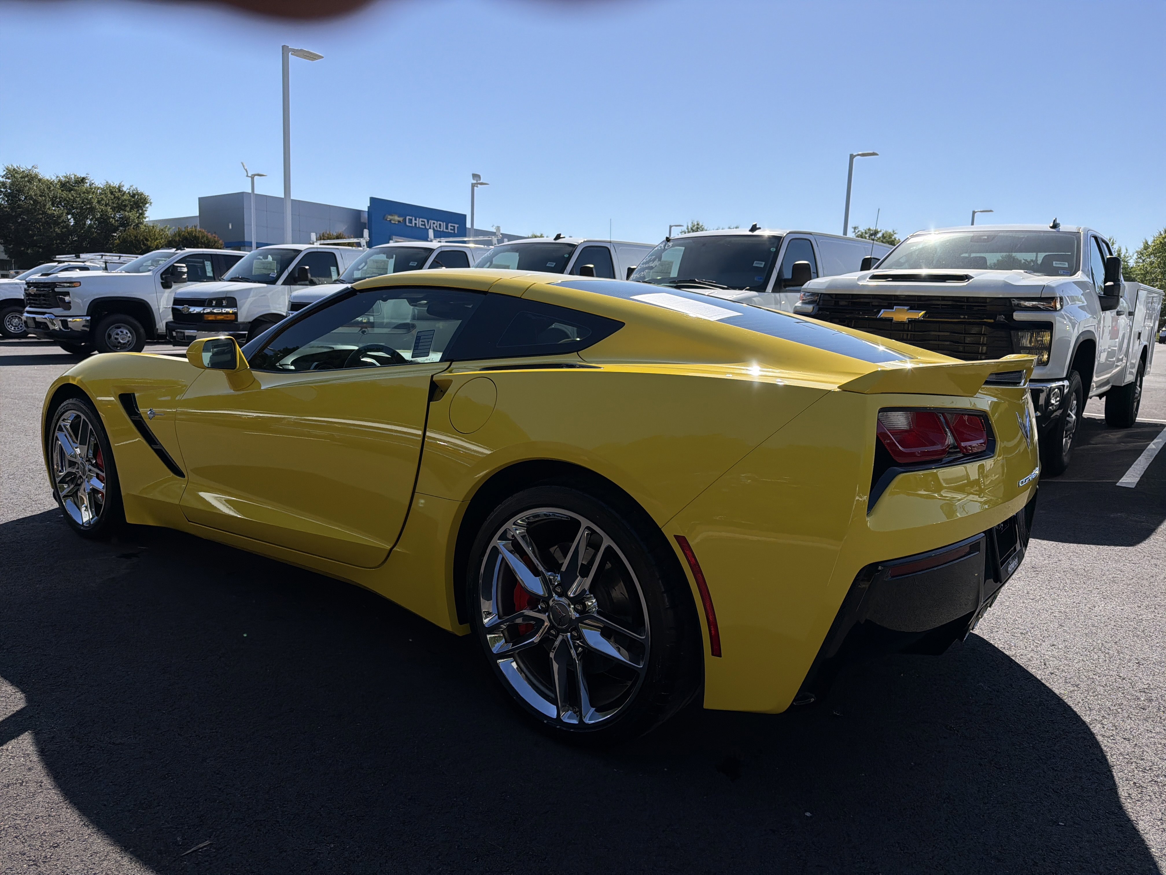 Used 2016 Chevrolet Corvette Stingray Coupe w/ 2LT Preferred Equipment Group RWD image 8