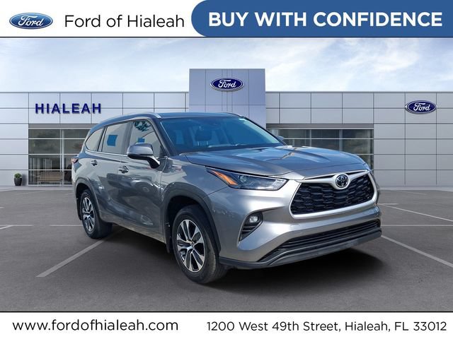 Used 2026 Toyota Highlander XLE AWD/4WD image 1
