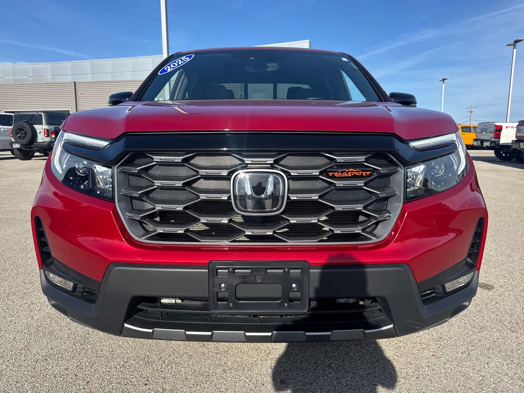 Used 2025 Honda Ridgeline TrailSport image 9