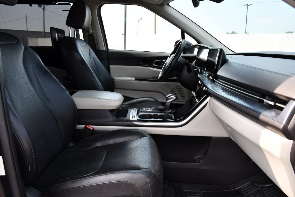 Used 2022 Kia Carnival SX Prestige FWD image 34