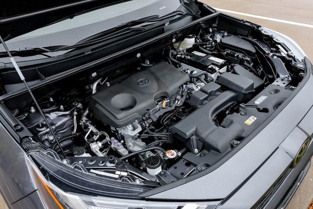 Used 2025 Toyota RAV4 XLE image 52