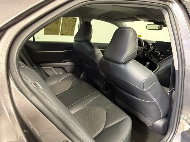 Used 2022 Toyota Camry XSE image 46