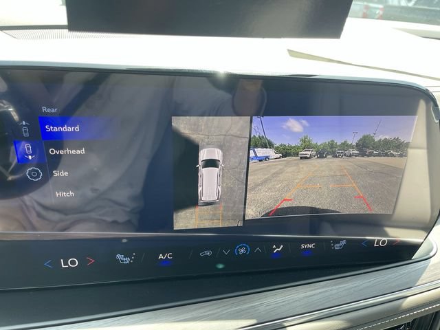 New 2026 Chevrolet Tahoe LT w/ Comfort Package AWD/4WD image 17