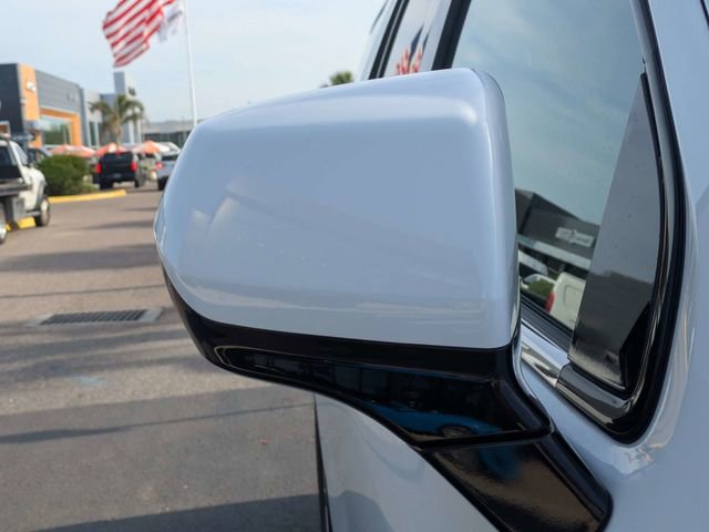 Used 2024 Chevrolet Tahoe LT RWD image 10