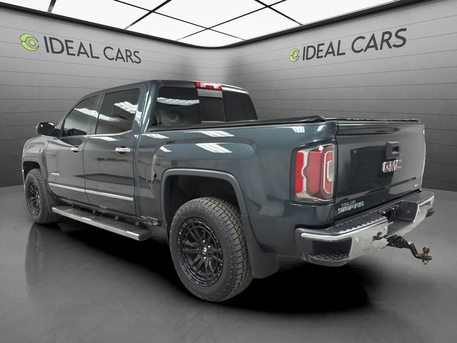 Used 2018 GMC Sierra 1500 SLT AWD/4WD image 7