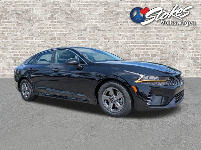 Used 2023 Kia K5 LXS image 2