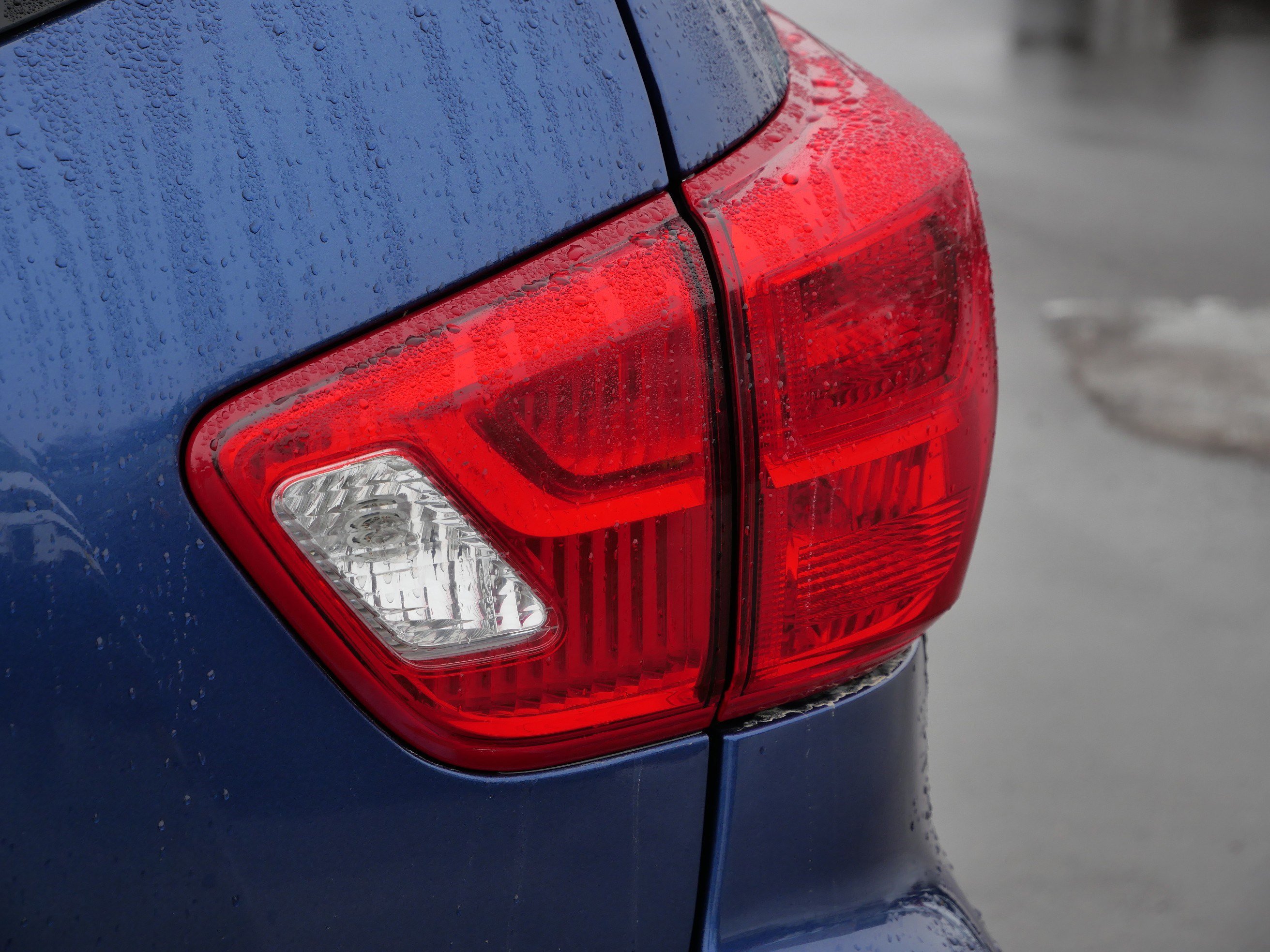 Used 2019 Nissan Pathfinder SV image 17