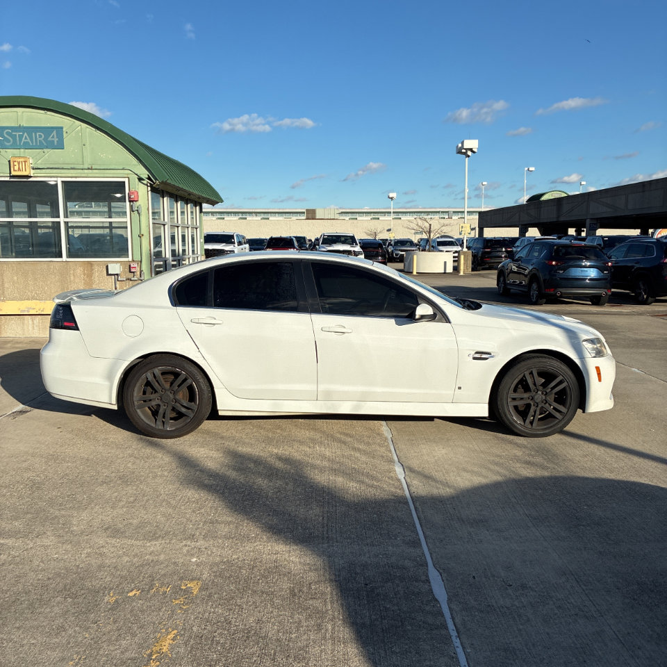 Used 2009 Pontiac G8 w/ Comfort And Sound Package image 13