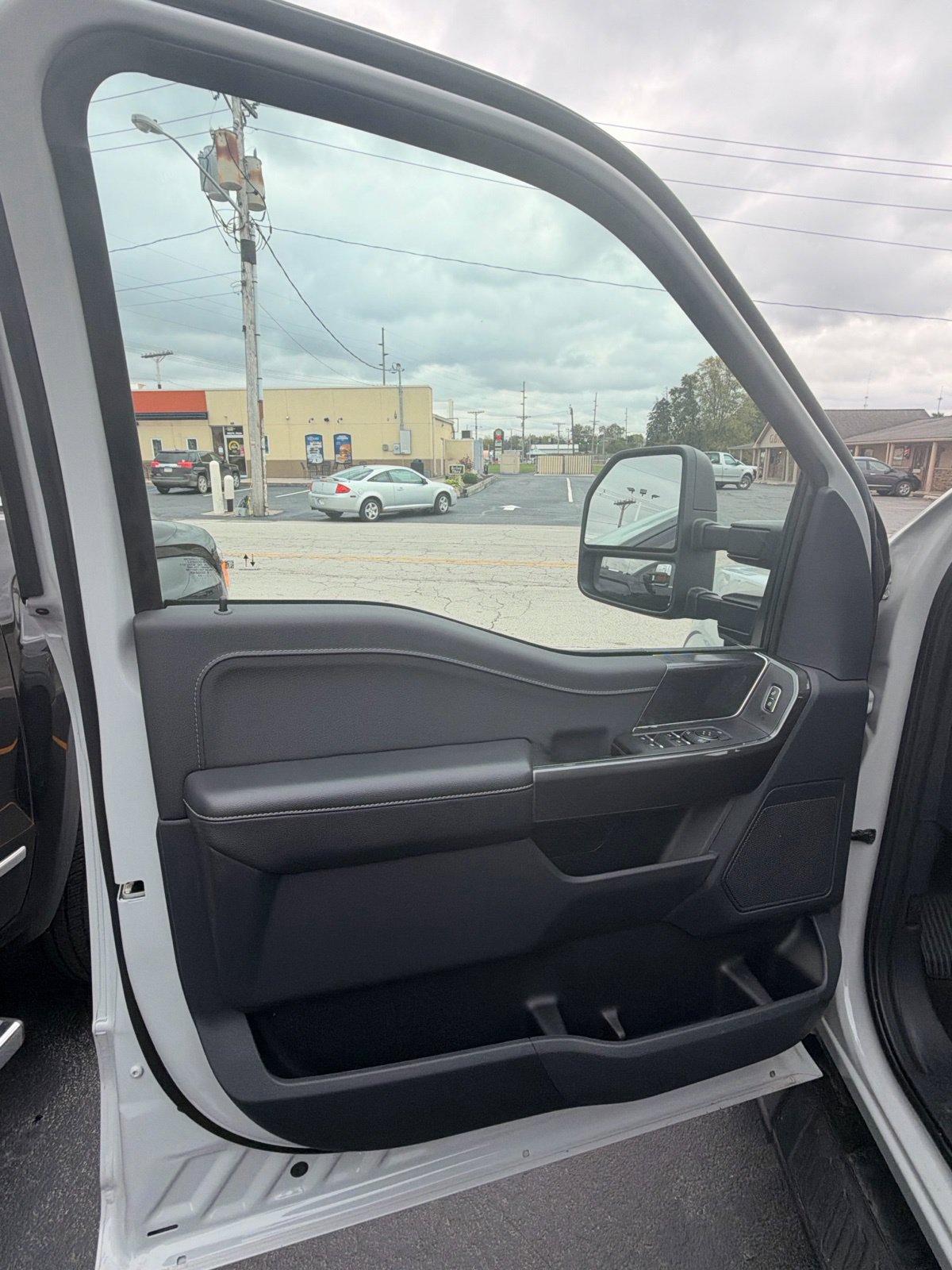 Used 2023 Ford F150 XLT w/ Equipment Group 302A High AWD/4WD image 8