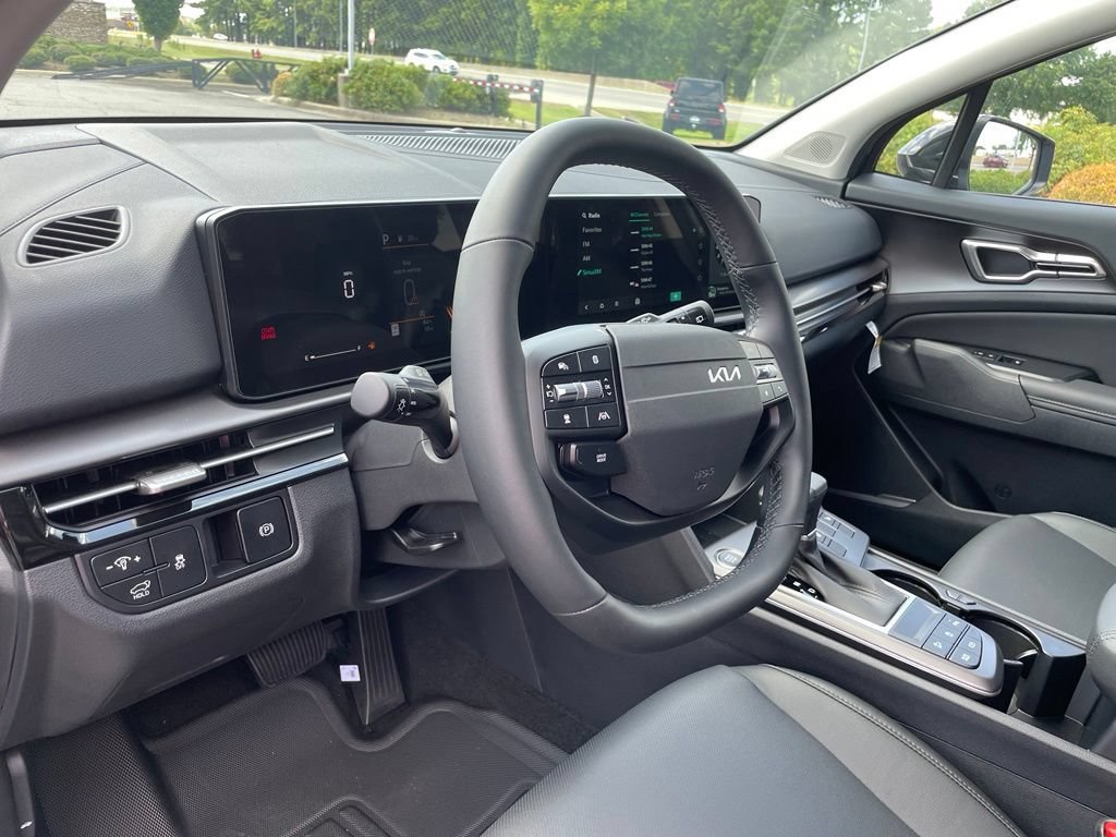 New 2026 Kia Sportage EX w/ EX Panorama Roof Package FWD image 10