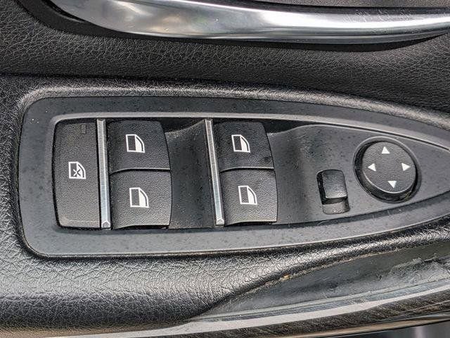 Used 2016 BMW 320i xDrive Sedan AWD/4WD image 16