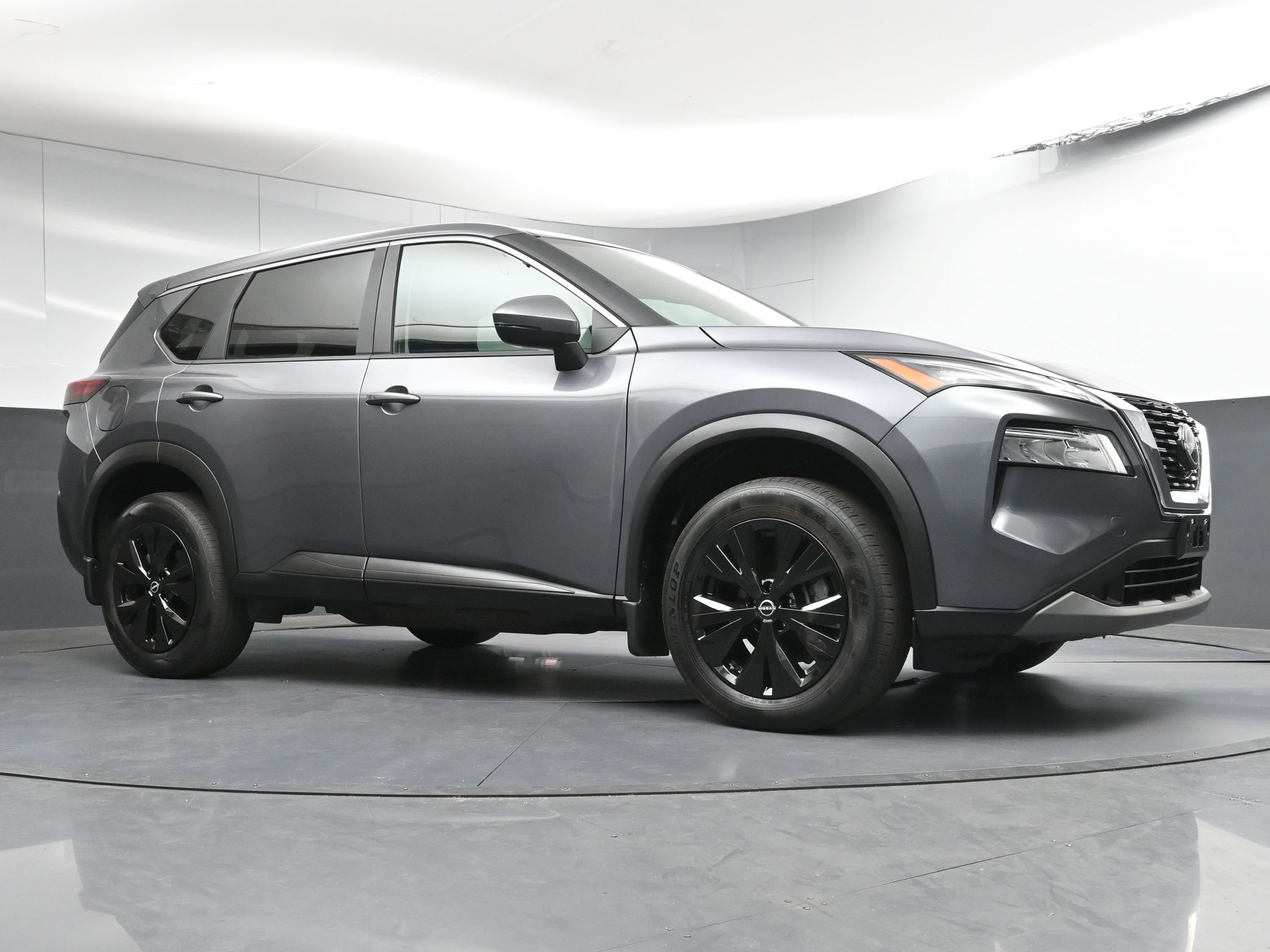 Certified 2023 Nissan Rogue SV image 25