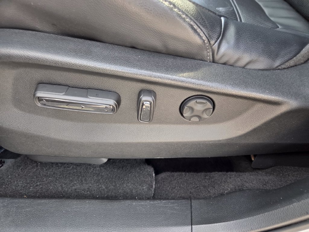 Used 2019 Honda CR-V EX-L image 10