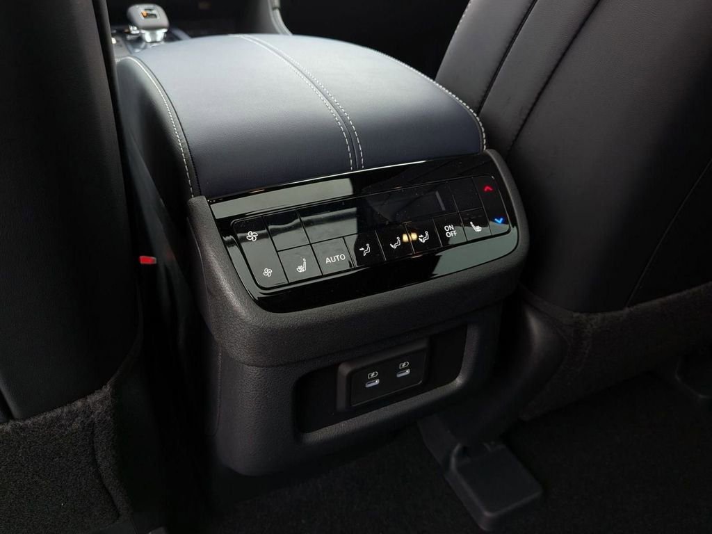 New 2026 INFINITI QX60 Sport w/ Dark Cargo Package image 26