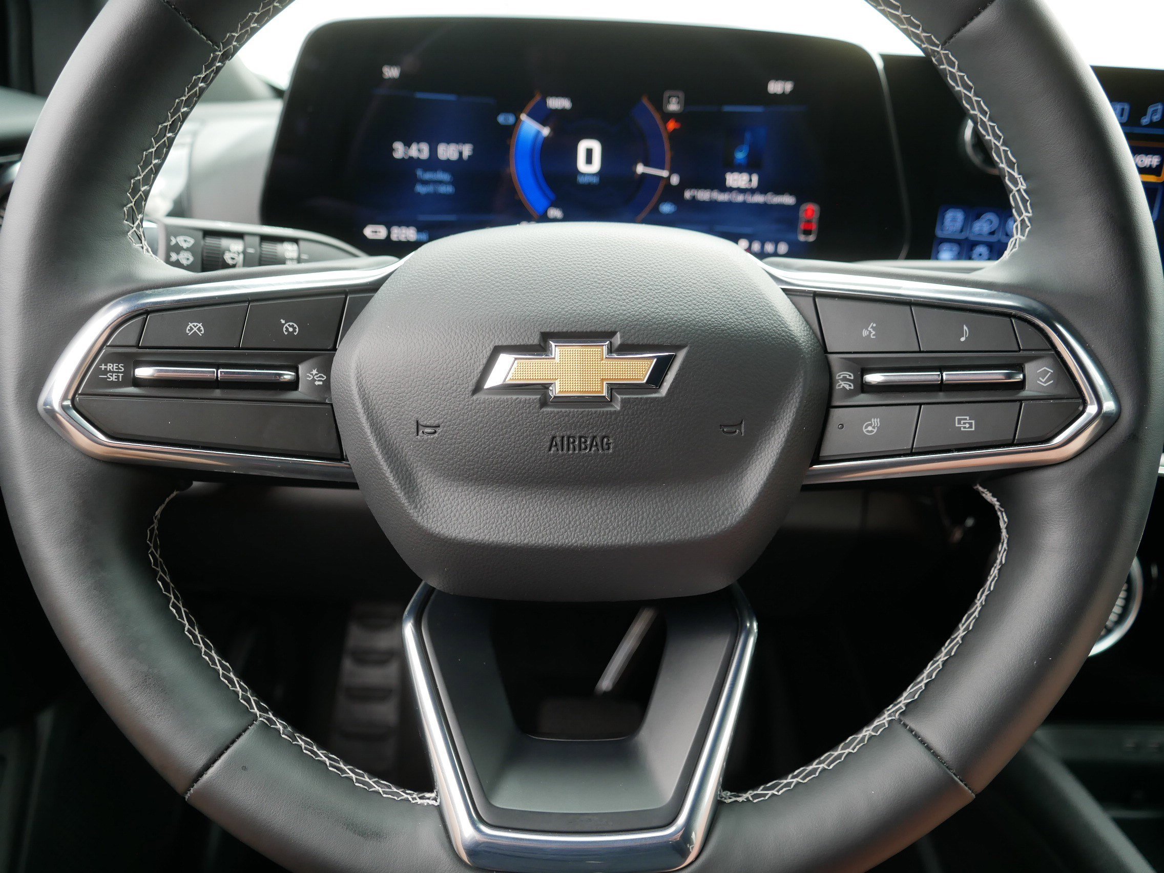 Used 2024 Chevrolet Blazer EV LT image 25