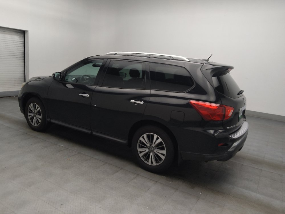 Used 2017 Nissan Pathfinder S FWD image 3