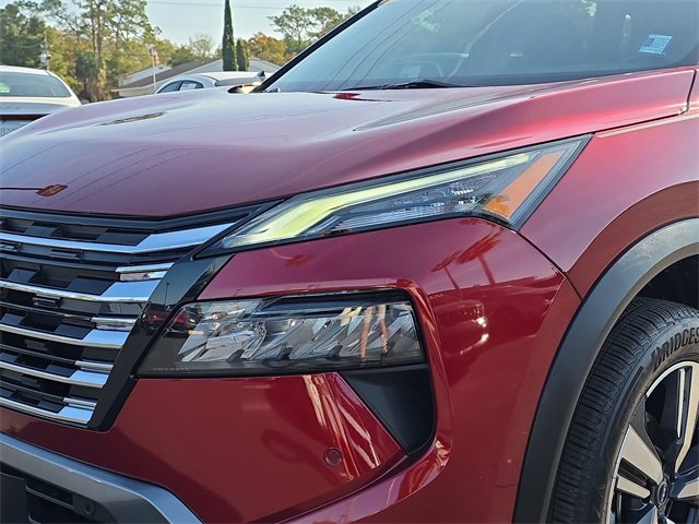 Used 2024 Nissan Rogue SL image 11