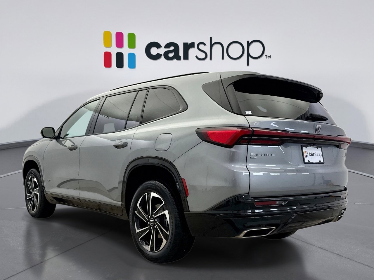 Used 2025 Buick Enclave Sport Touring image 3