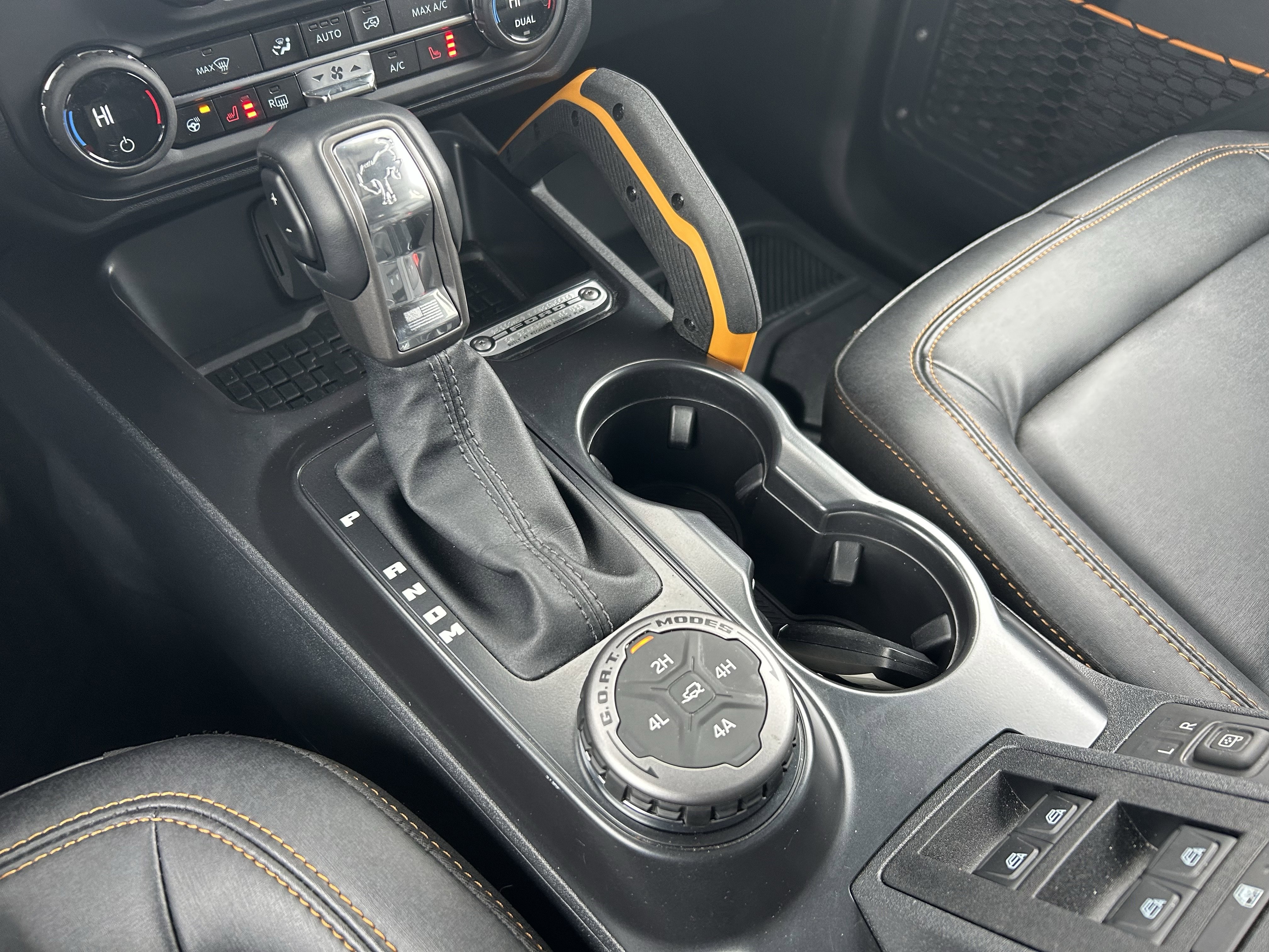 Used 2024 Ford Bronco Badlands image 16