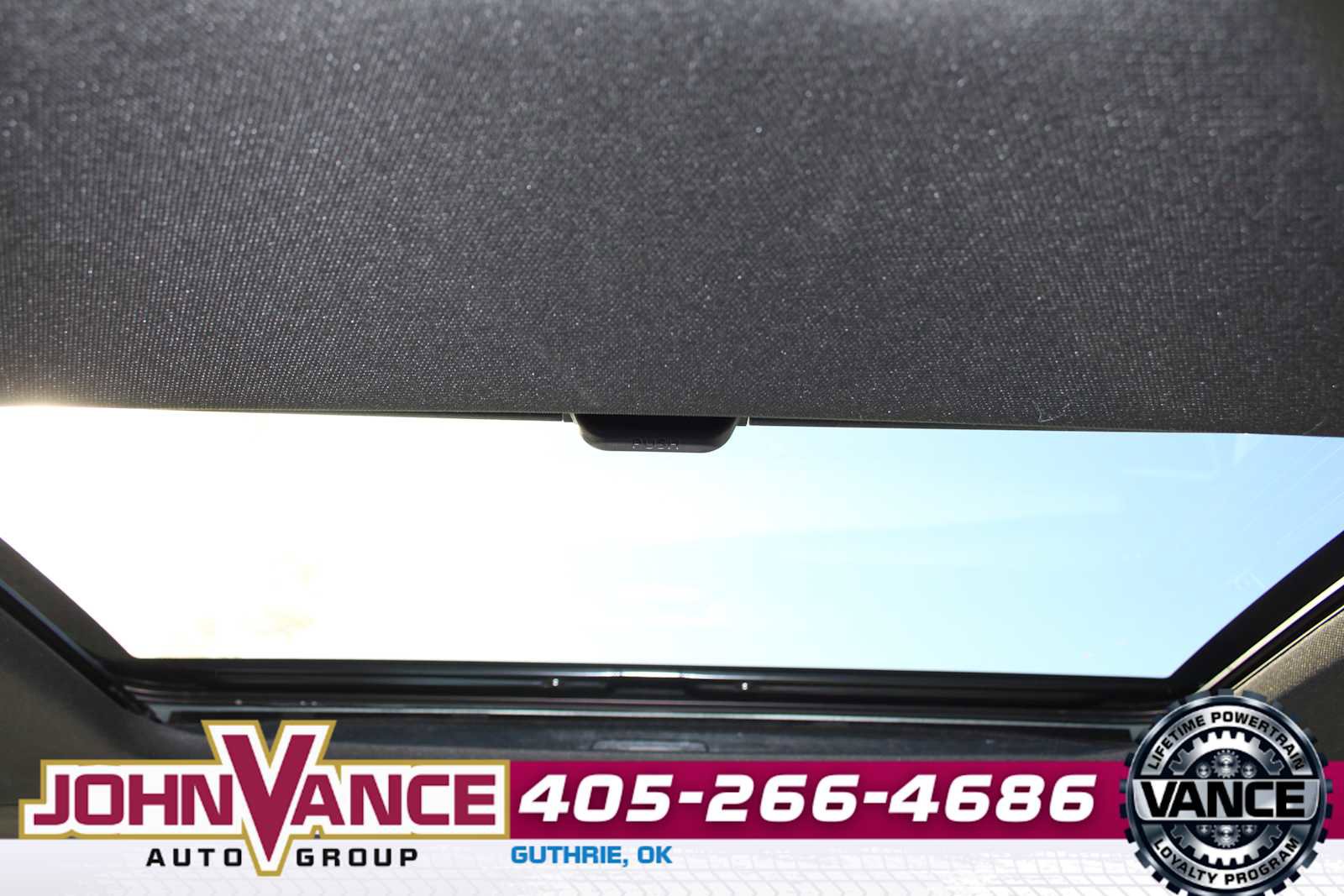 Used 2023 Buick Enclave Premium w/ Experience Buick Package image 31