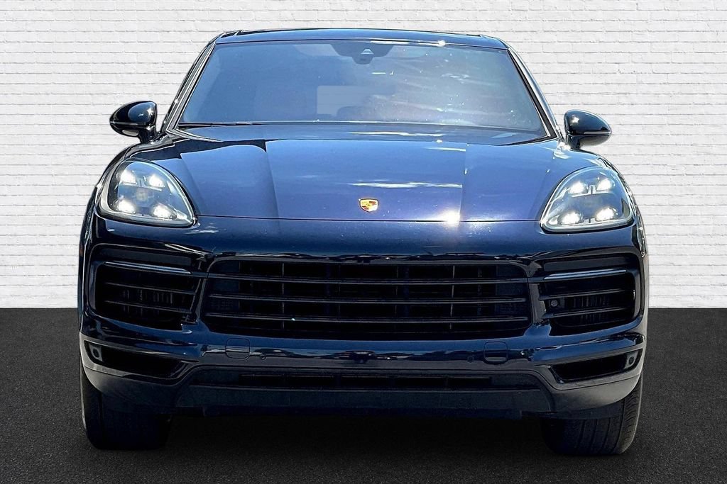 Used 2022 Porsche Cayenne AWD/4WD image 2