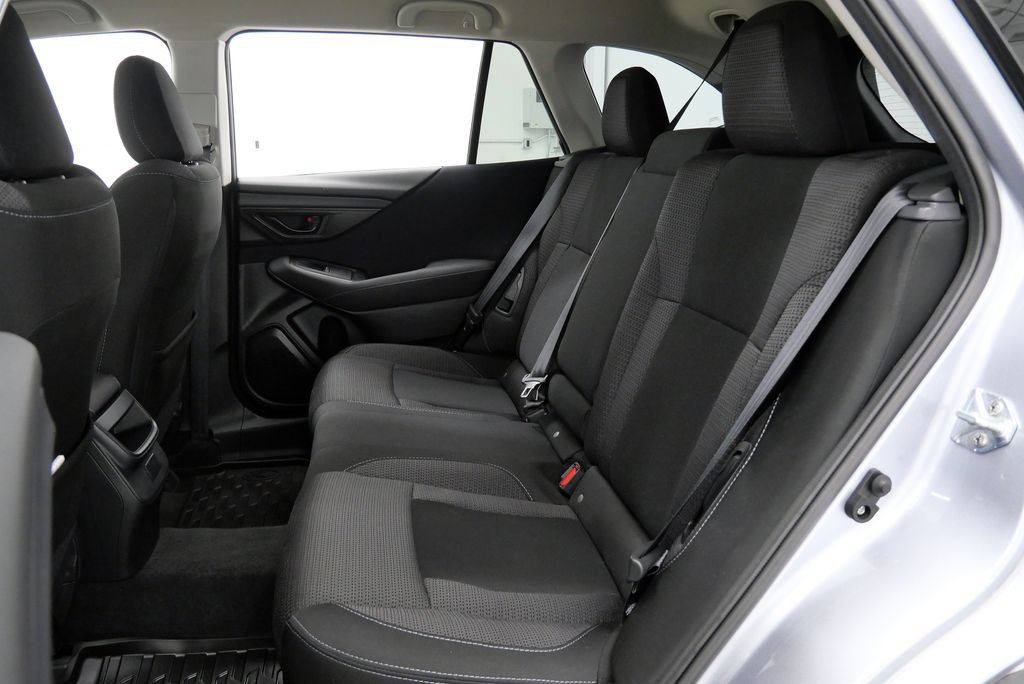 Used 2024 Subaru Outback AWD/4WD image 18