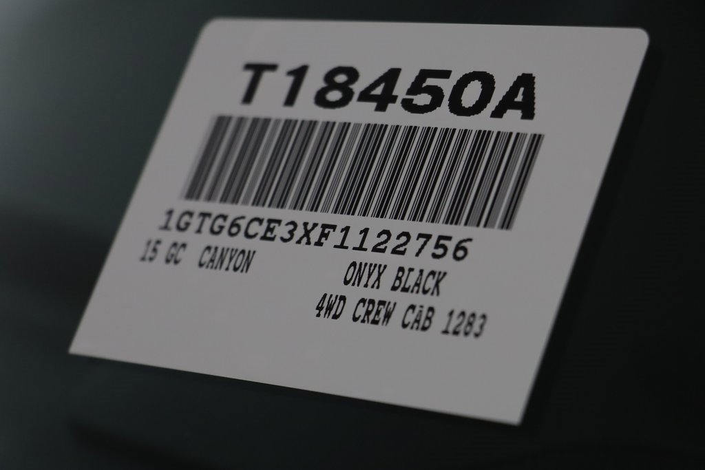 Used 2015 GMC Canyon SLT image 24