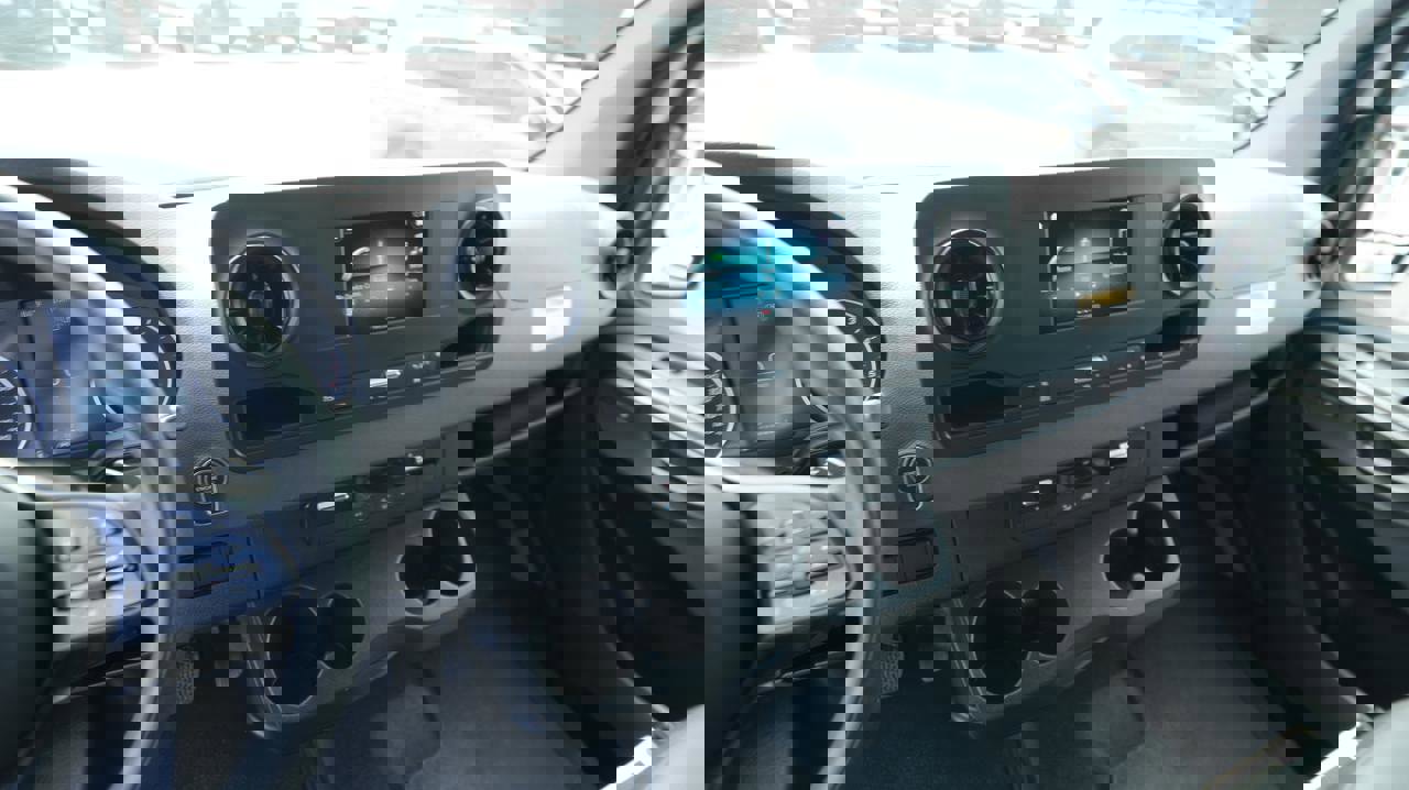 Used 2024 Mercedes-Benz Sprinter 144 Cargo image 12