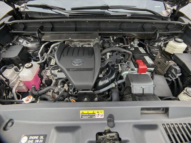 Used 2023 Toyota Highlander XSE AWD/4WD image 24