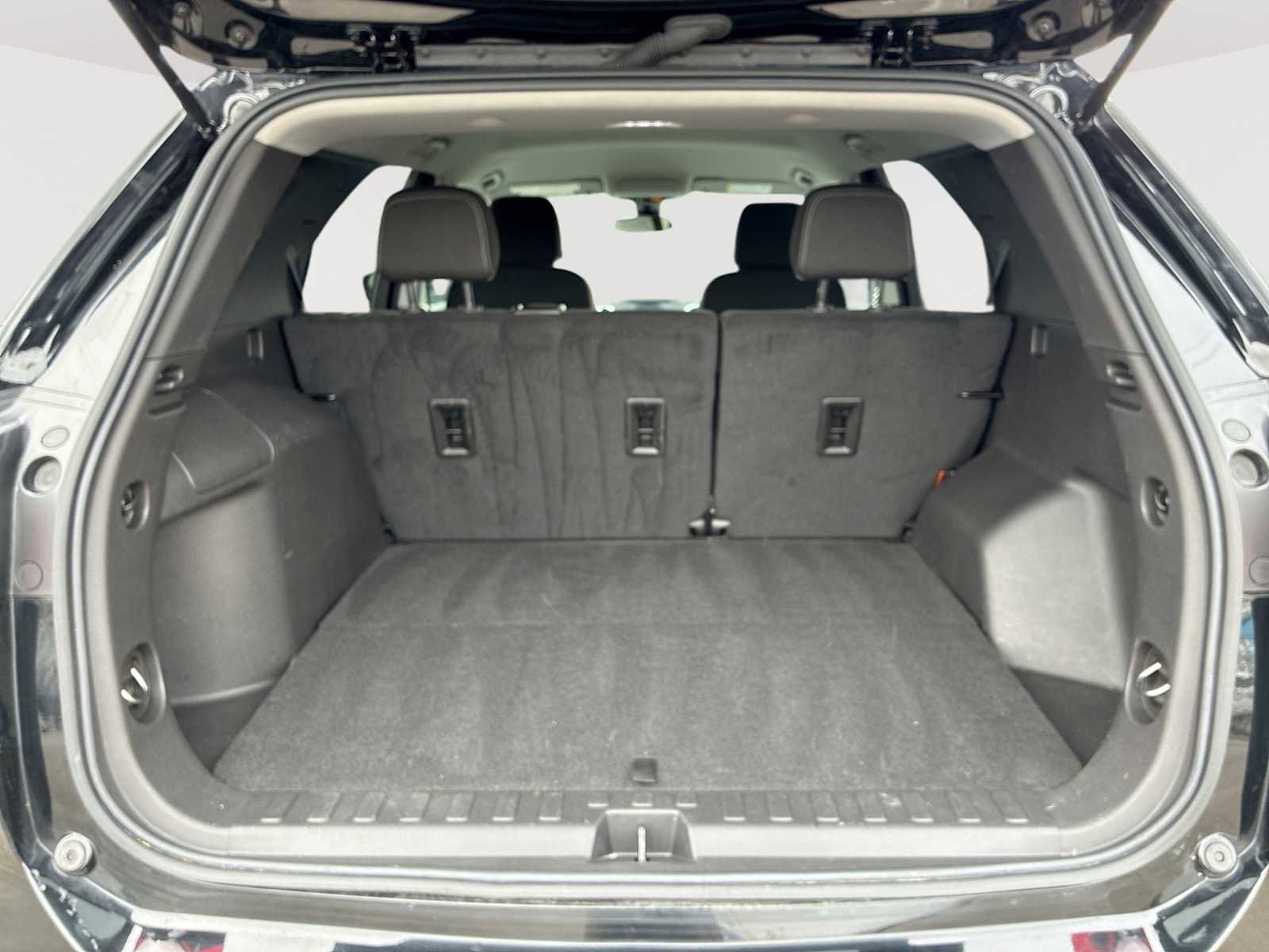 Used 2024 Chevrolet Equinox LS w/ LS Convenience Package image 25