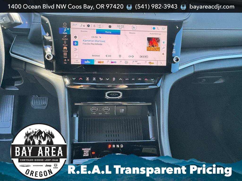 New 2026 Jeep Grand Cherokee Altitude image 22