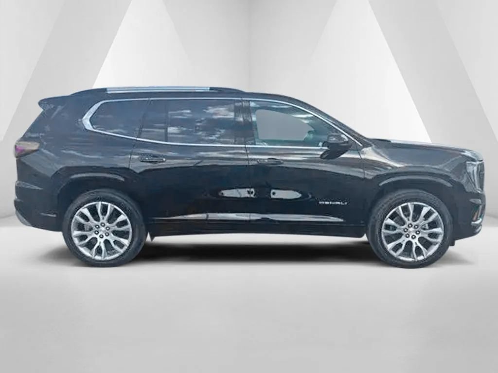 New 2026 GMC Acadia Denali w/ Super Cruise Package FWD image 8