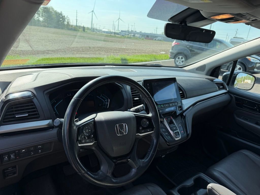 Used 2018 Honda Odyssey Elite image 12