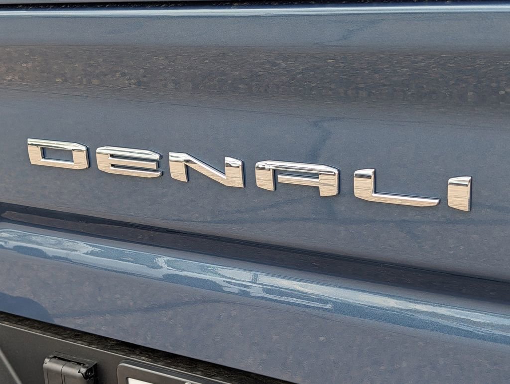 New 2026 GMC Sierra 3500 Denali w/ Denali Reserve Package AWD/4WD image 14