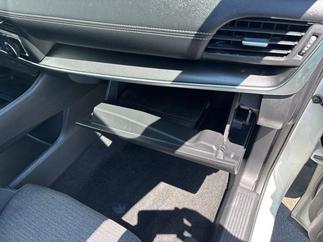 Used 2023 Nissan Rogue SV FWD image 39