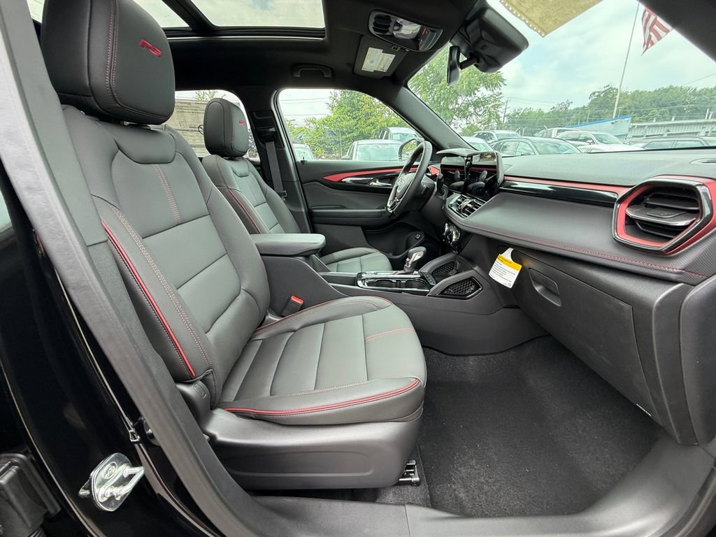New 2026 Chevrolet TrailBlazer RS w/ Convenience Package AWD/4WD image 27