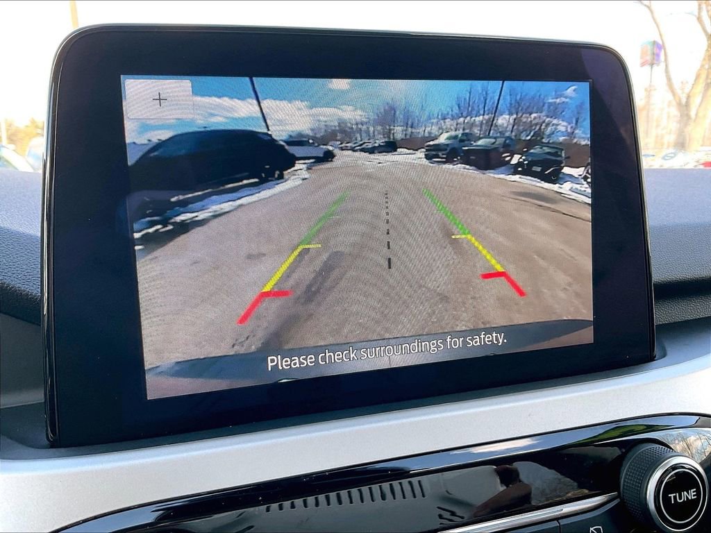 Used 2022 Ford Escape SE image 18