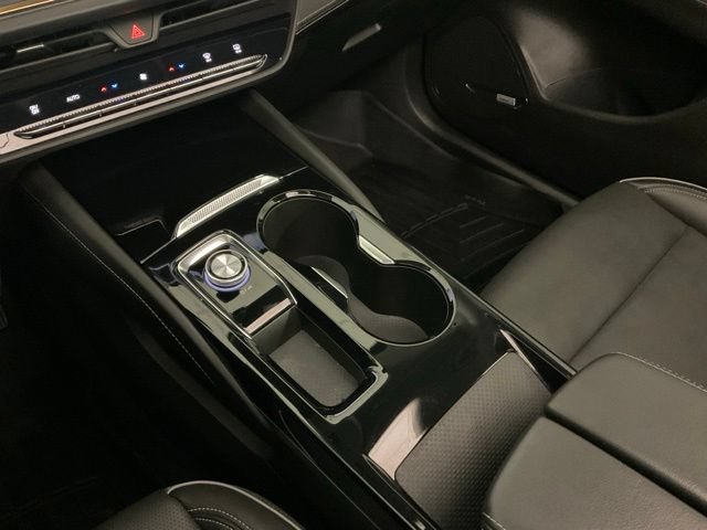 Used 2024 Buick Envision Avenir AWD/4WD image 13