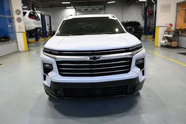 New 2026 Chevrolet Traverse High Country w/ LPO, Floor Liner Package image 2