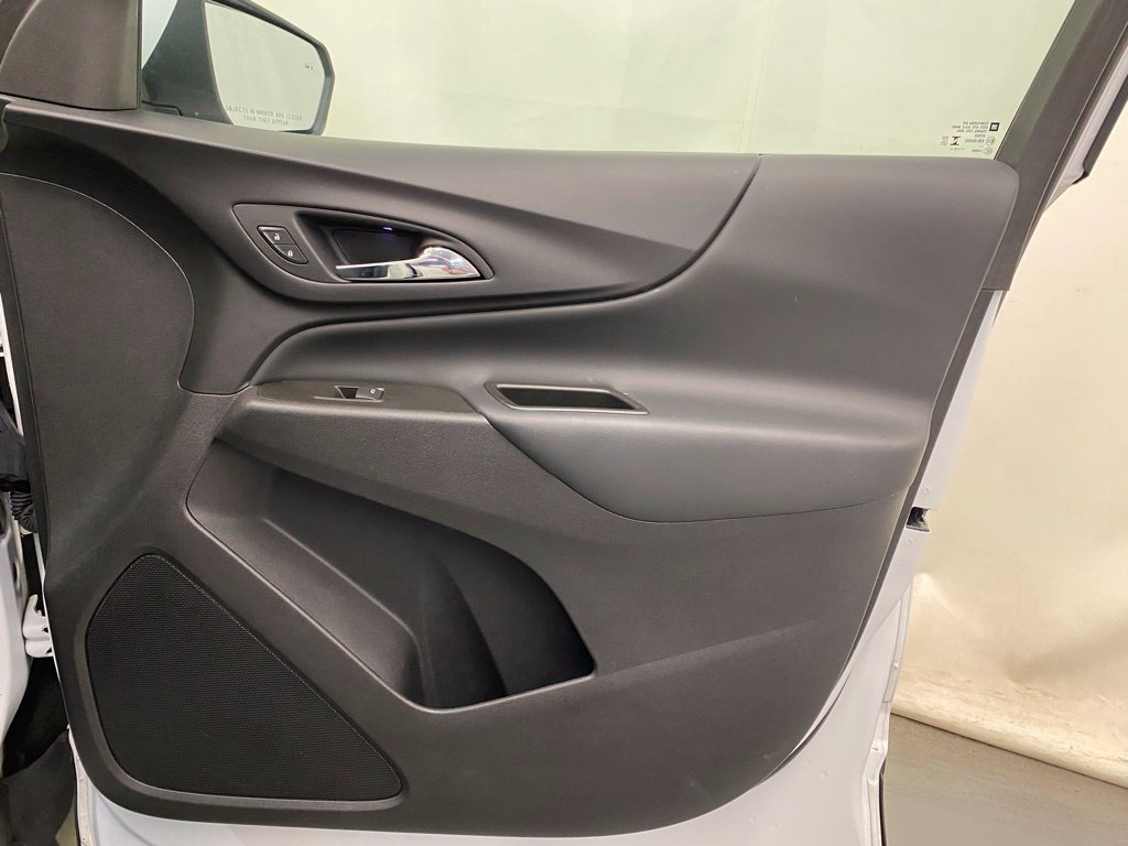 Used 2024 Chevrolet Equinox LT w/ LPO, Floor Liner Package FWD image 11
