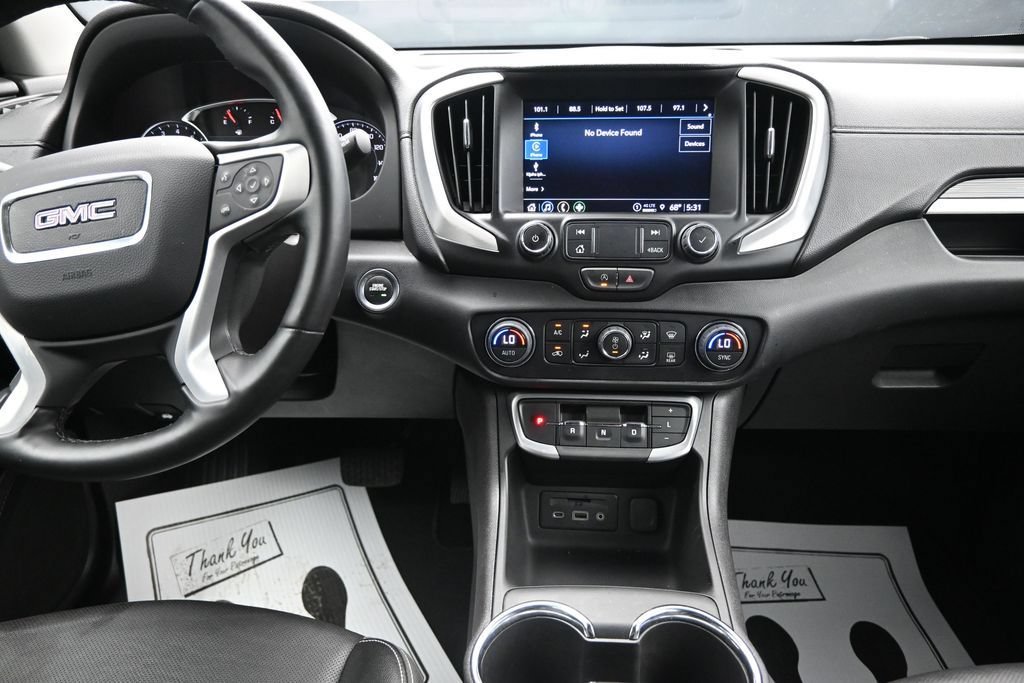 Used 2024 GMC Terrain SLT AWD/4WD image 17