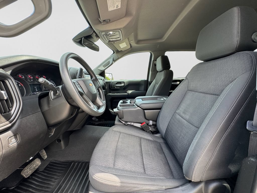 Used 2023 Chevrolet Silverado 1500 Custom AWD/4WD image 17