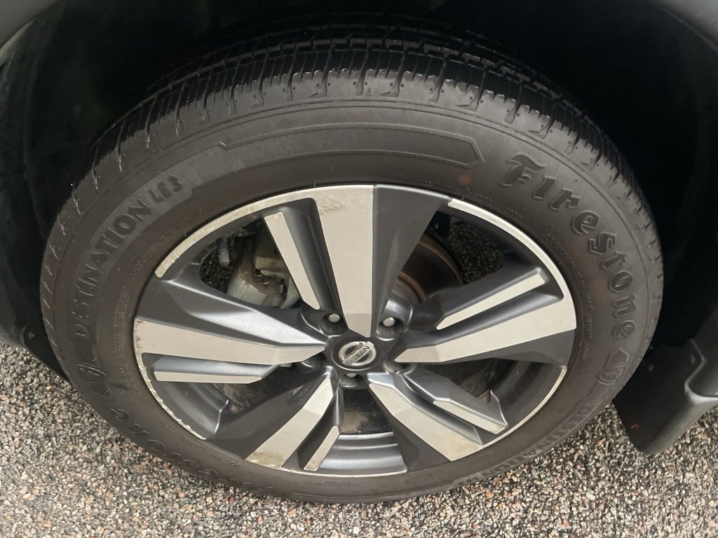 Used 2021 Nissan Rogue SL w/ Premium Package image 19